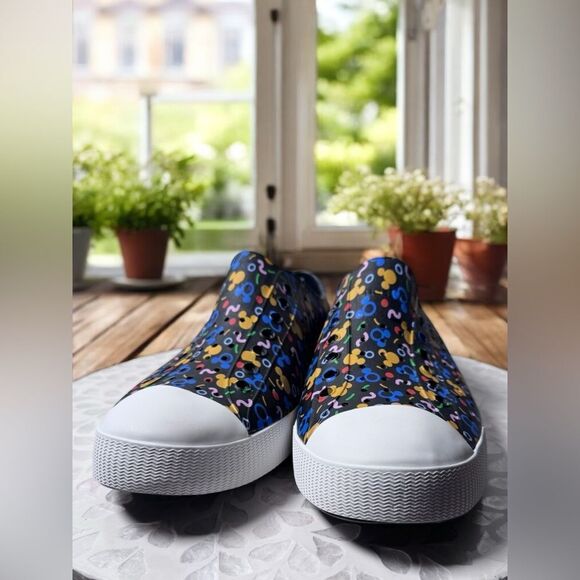 NATIVE Shoes Disney Parks Mickey Mouse UNISEX Adult Mens 12 Womens 14 - Picture 9 of 16